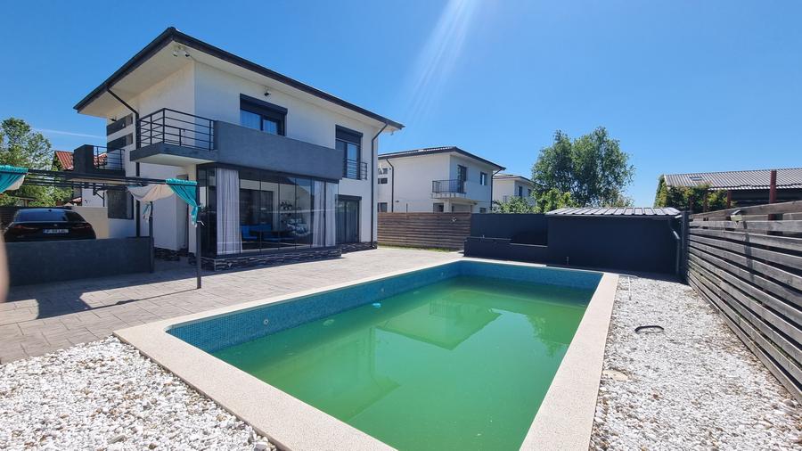 Individuala - 4 Camere - 3 Bai - Piscina - Mobilata Utilata - 2