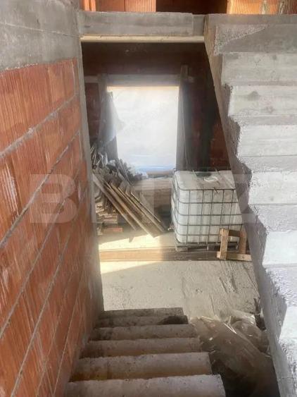 Casa cu etaj la rosu, 140 mp utili, 400 mp teren, zona Lisaura - 5