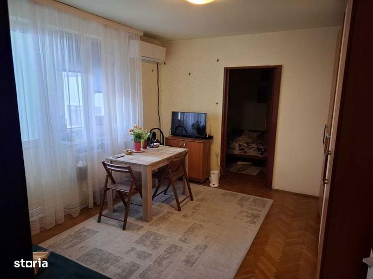 Apartament de vanzare - 3