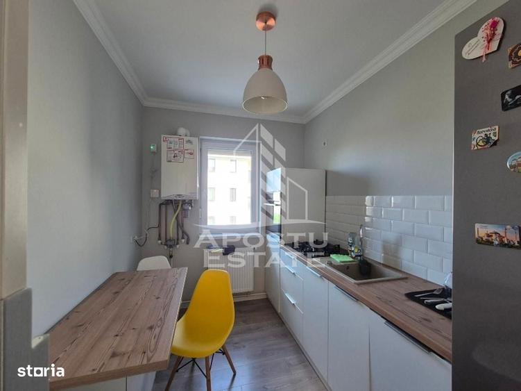 Apartament cu 3 camere, de inchiriat, loc de parcare, Giroc - 10