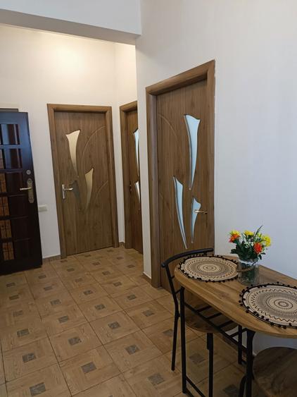 Apartament 2 camere decomandat zona militari Proprietar - 1