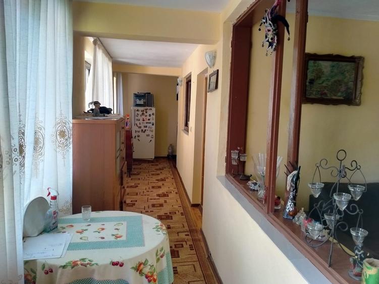 Casa cu 4 camere și teren generos în Domnești - 6