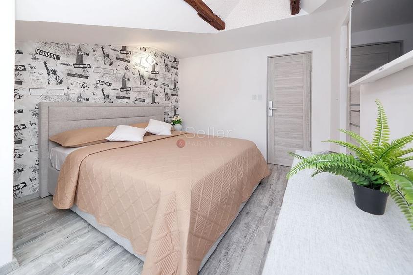 Proximitate imediata fata de Castelul Bran - 7