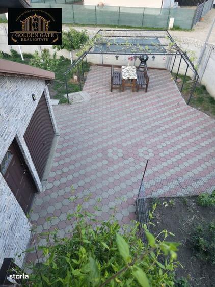 Doua case P+M + anexa, 1000 mp teren vedere panoramica spre munti - 4