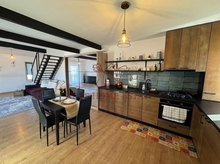 Apartament cu mezanin si curte privata. 2 locuri de parcare. - 4