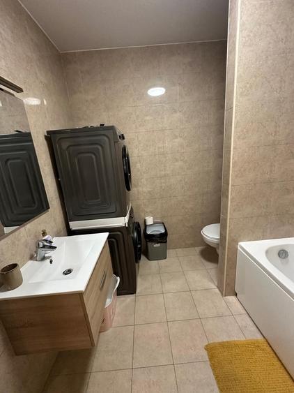 Apartament cu 2 camere decomandat în Tunari