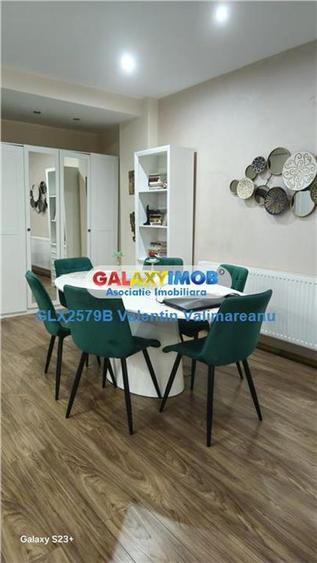 Apartament cu 3 camere decomandat, mobilat în Est