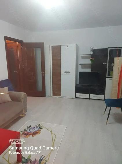 Apartament cu 2 camere semidecomandat în Domenii