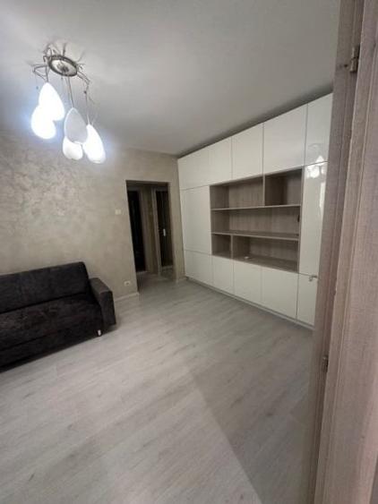 Apartament cu 2 camere semidecomandat, mobilat în Moșilor