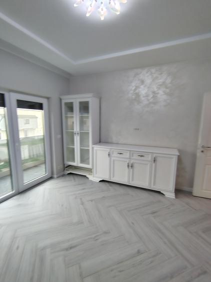 Duplex cu 4 camere cu Canalizare în Cumpăna