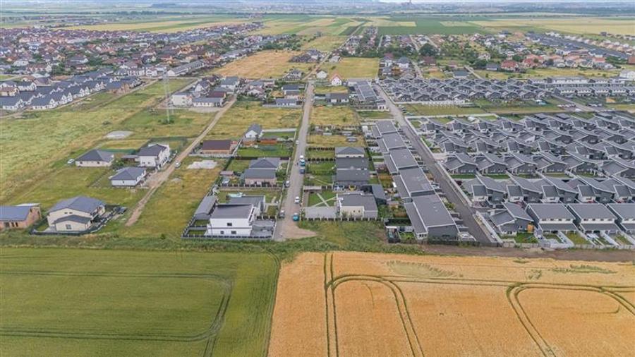 Teren Construcții intravilan de 500 mp, în Tărlungeni