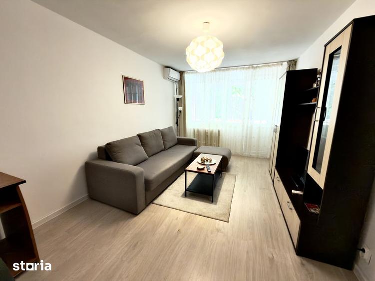 Apartament cu 2 camere decomandat în Tei