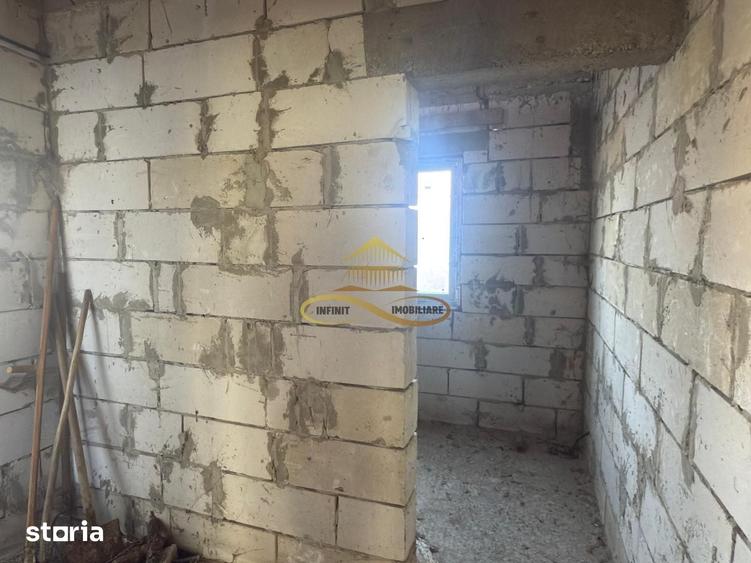 Casă cu 4 camere cu Teren 1239 Mp în Lipova