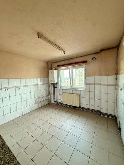Apartament cu 2 camere semidecomandat în Craiter