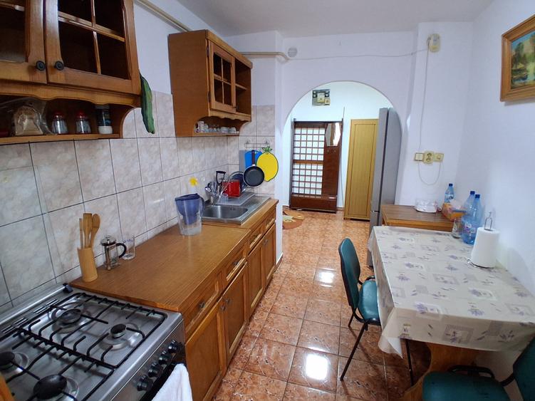 Apartament cu 2 camere decomandat în Canta