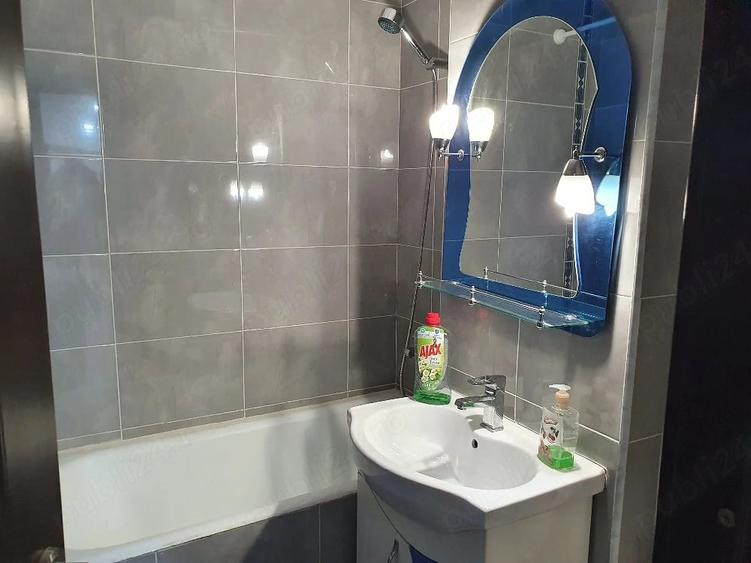 Apartament cu 2 camere decomandat în Exterior Vest