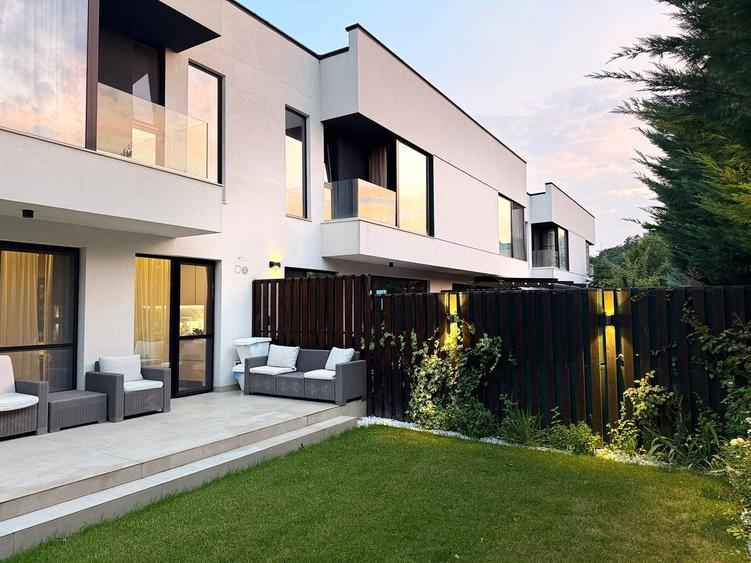 Duplex cu 4 camere cu Teren 200 Mp în Corbeanca