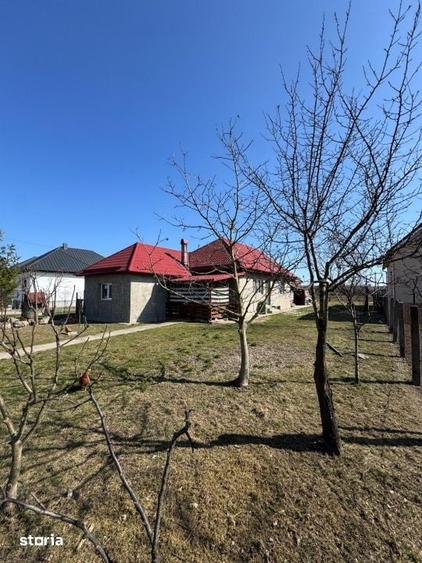 Casă cu 4 camere cu Teren 1400 Mp în Satulung