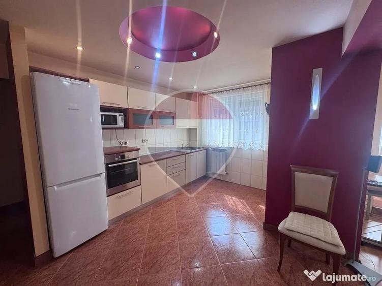 Apartament cu 3 camere decomandat în Nord