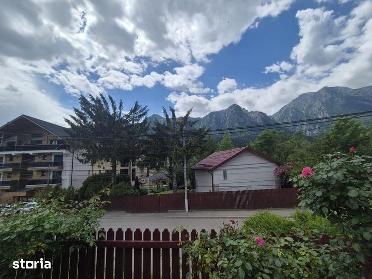 Casă cu 4 camere cu Teren 225 Mp în Zamora