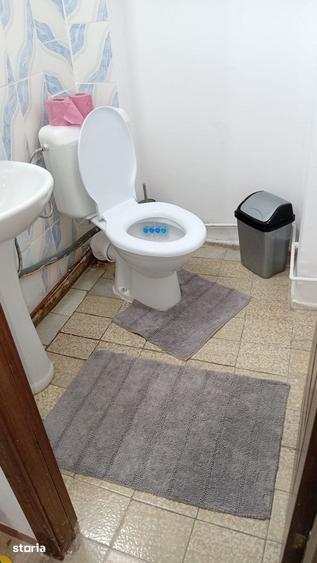 Apartament cu 3 camere decomandat în Sud
