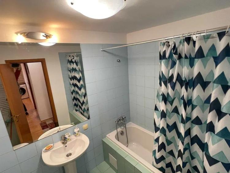 Inchiriez apartament 2 camere, decomandat, etaj 5/8, 65 mp, in bloc nou - 7