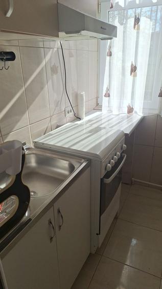 Inchiriez apartament 2 camere - 7