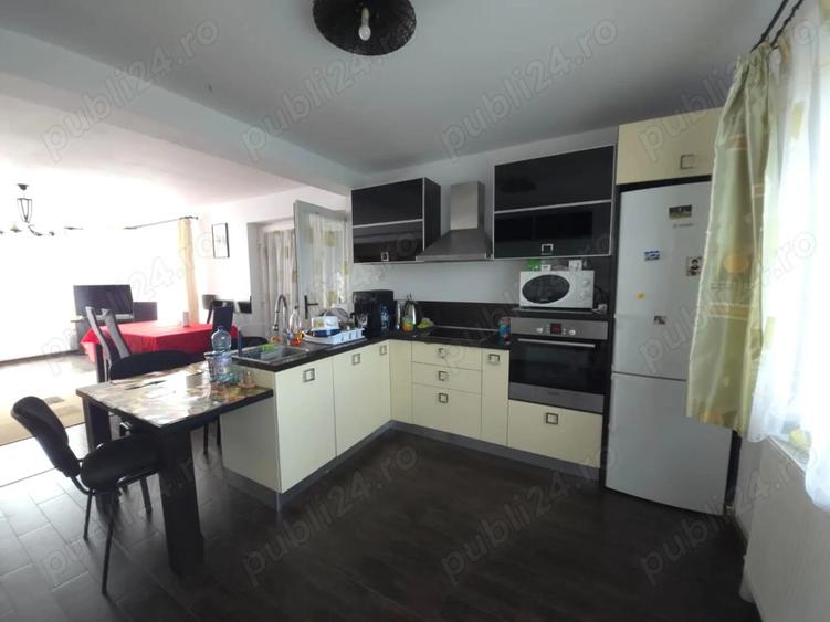 De vanzare casa D+P+E - Aleea Trifoiului - 9