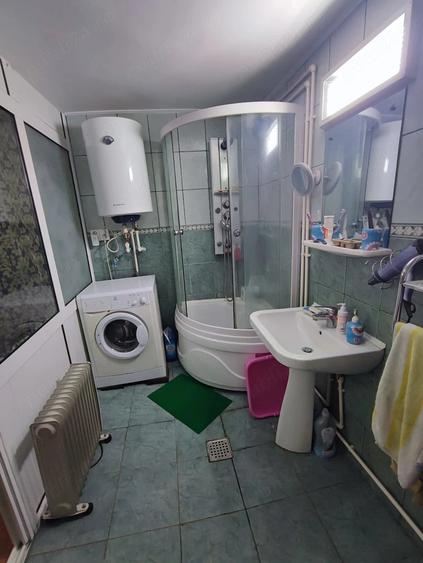 Casă cu Teren 2600 Mp în Slava Rusă