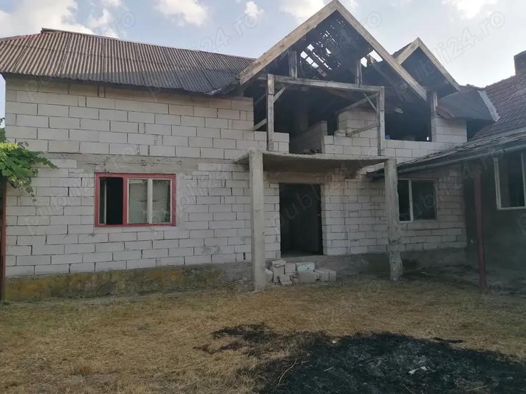 Casa cu teren de vanzare - sat PE?TEANA - 4