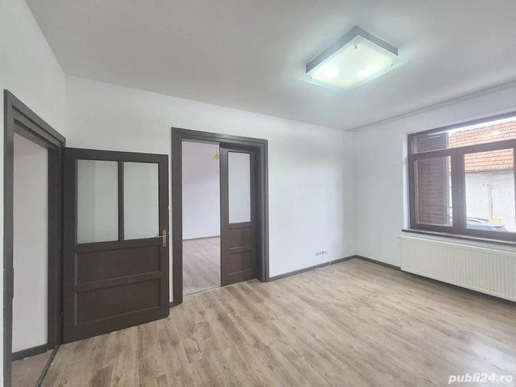 Casa cu 3 camere, gradina, zona Grivi?ei - Calugareni. - 4