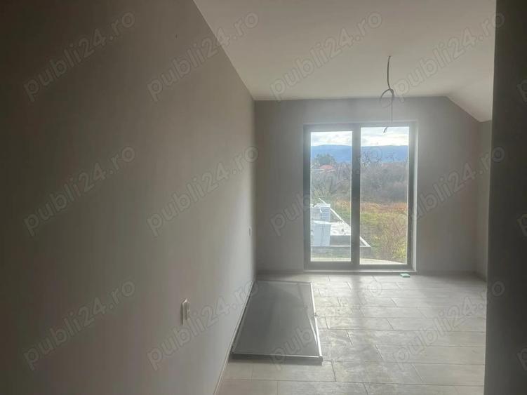 vand casa strada Viilor Alesd - 4