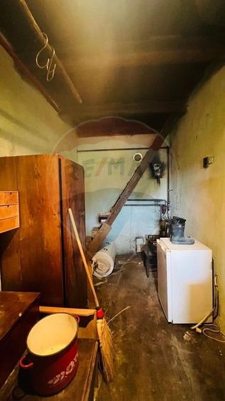 Casă Spațioasă cu teren Generos de 3416 mp în Tăuții Măgherăuș - 17