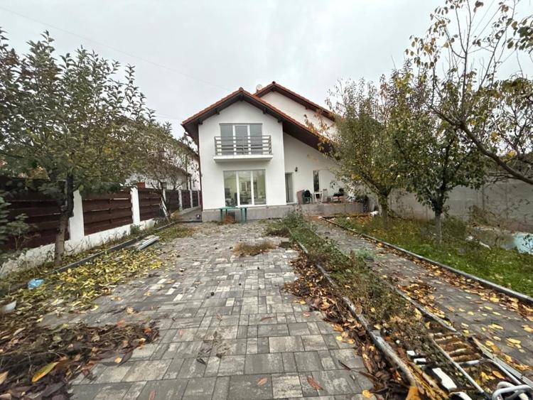 Casa P+M, 375 MP teren, 114,78 MP utili, comuna Malu Mare, zona Damila - 1