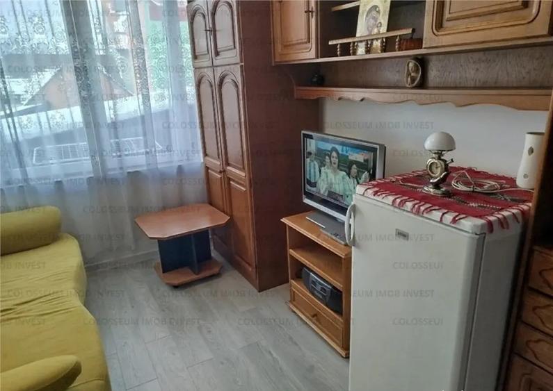 COLOSSEUM: Camera cu baie mobilata utilata Piata Astra Orizont - 1