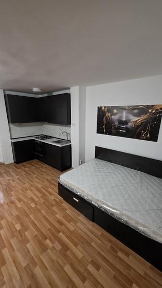 Lujerului, Militari - 10