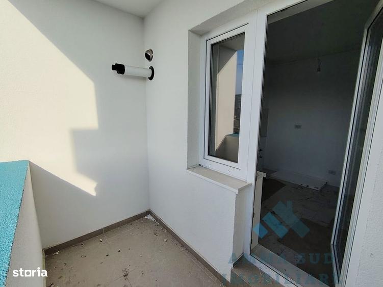 Metrou Berceni- Garsoniera Decomandata 38.3mp- Incalzire in pardoseala - 5