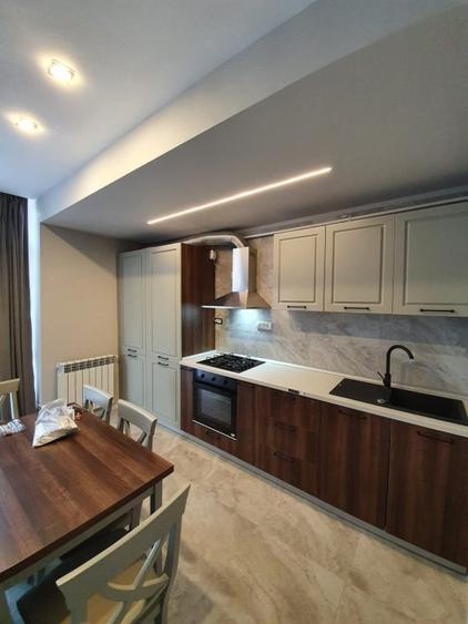 Apartament de LUX cu 3 cam 80 mp in Bloc cu Lift - Parcare Privata - Termen Lung - 3