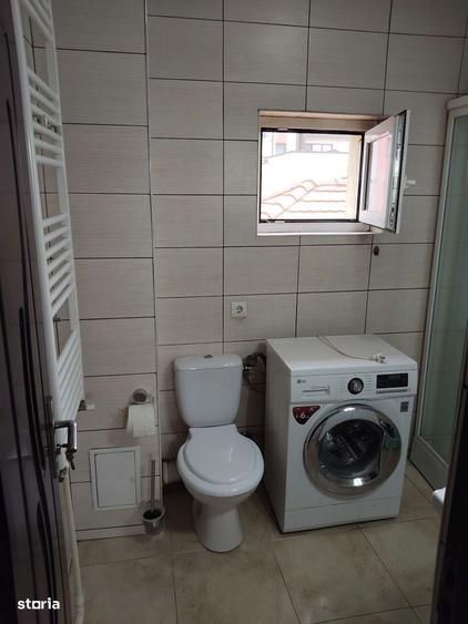 Urgent vand Studio 53 Mp langa mall Coresi eta1 Mobilat utilat Liber! - 1