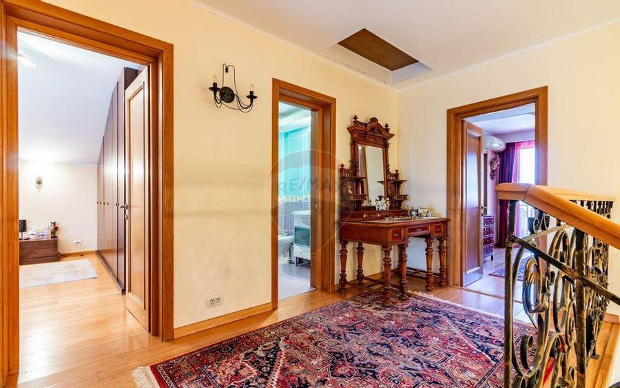 Casa / Vila in Corbeanca, pe strada Laguna Albastra, la... - 13