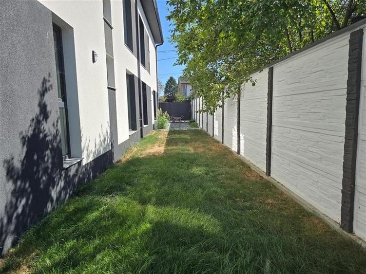 VILA DEOSEBITA FINISAJE INCLUSE SECTOR 1 BUCURESTII NOI METROU LAMINORULUI - 42