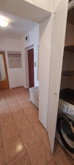 2 camere,sect3,Titan,,metrou 1 Decembrie la 6 min,Auchan la 8 min,piata la 2min - 7