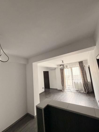 Vand Apartament 3 camere - 1
