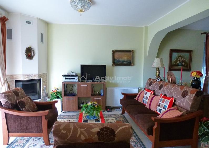 Vila 7 camere 234 mp - Clinceni / Str. Monumentul Eroilor - 2