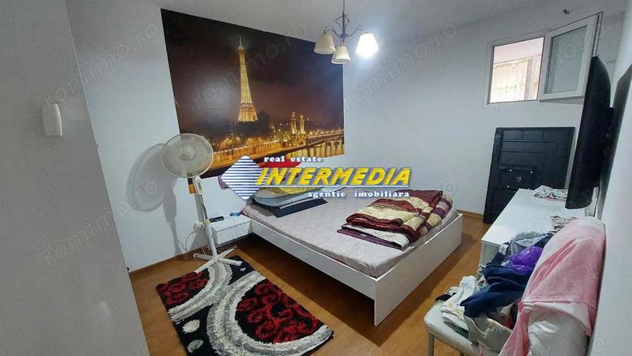 Apartament 3 camere Decomandat, BLOC Nou de vanzare Alba Iulia, Cetate - 2