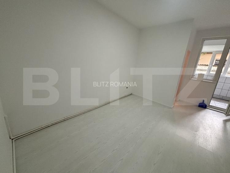 Garsoniera de vanzare, 28 mp, Strada Ostrovului