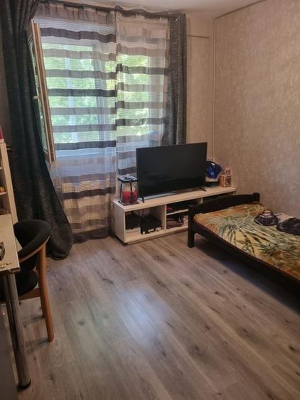 Vand apartament 2 camere - 1