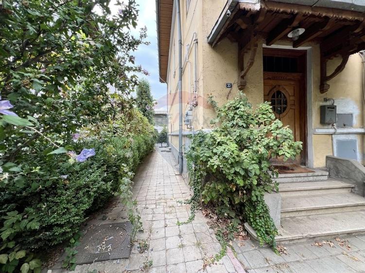 Casa interbelica de inchiriat - Str. Barbu Vacarescu nr. 33 - 38