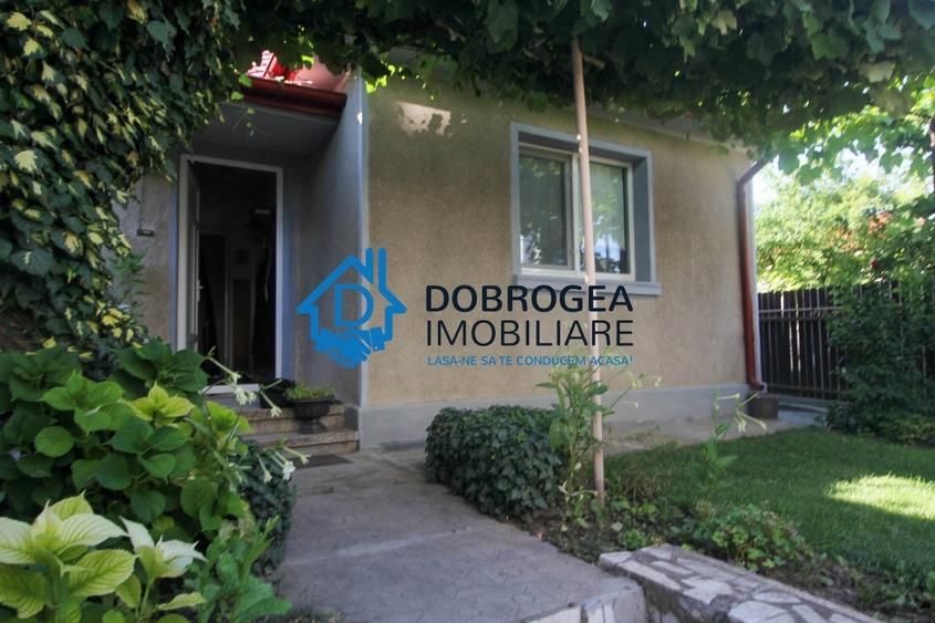 ULTRACENTRAL-CASA 3 CAMERE ,TEREN 300 MP. - 1