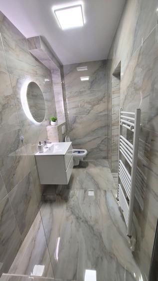 Inchiriez apartament de lux,zona centrala! - 6